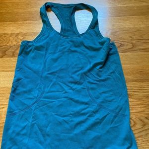 Lululemon size 6 swiftly tech tank top